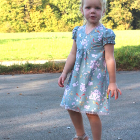 Designbeispiel Schnittmuster Festkleid Vasilia